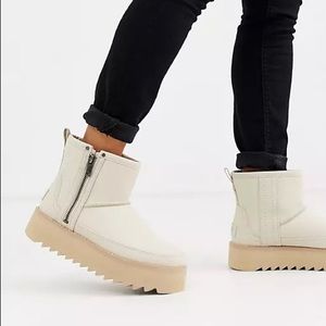 UGG Boots Size 8 - W Classic Rebel Biker Mini in Color: Bone